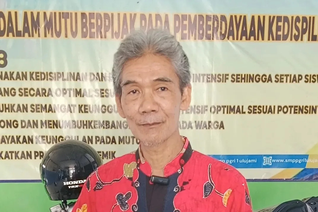 Mulyono Guru IPS SMP PGRI 1 Ulujami