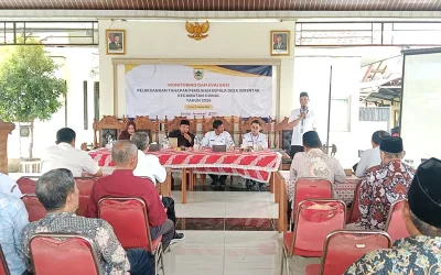 Sambutan Trimanto Sekcam Comal Sekaligus Panitia Pilkades Kecamatan Comal