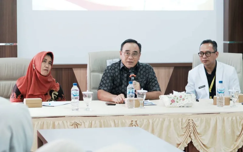 Plt Bupat Nurkholes